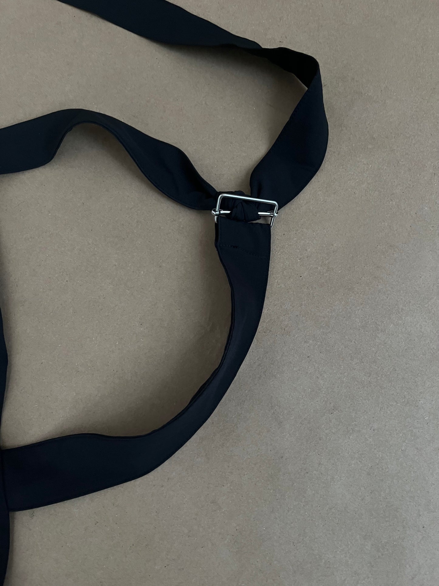 Adjustable Zipped Halter Top