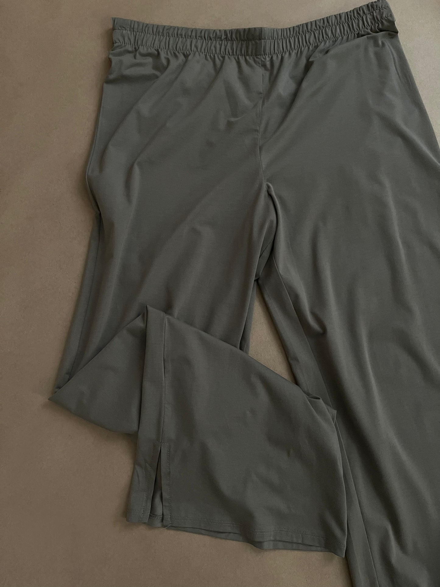Air Essential Lounge Pant